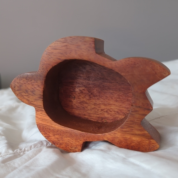 Wooden Turtle Box - Picture 3 of 8